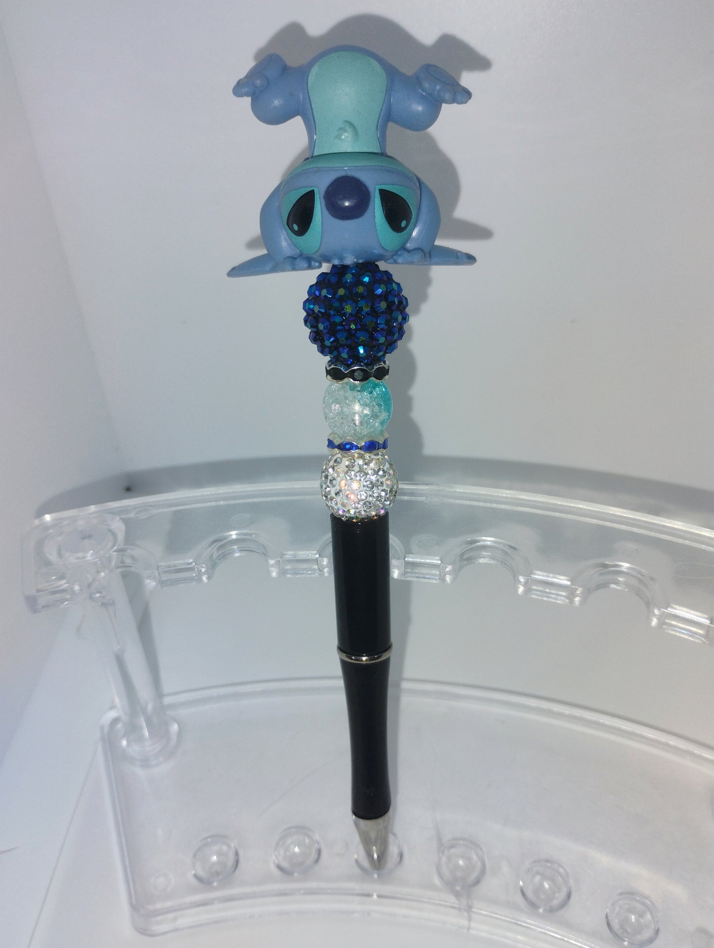 Stitch beaded pen